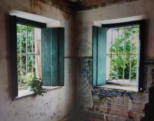 distressed properties for sale